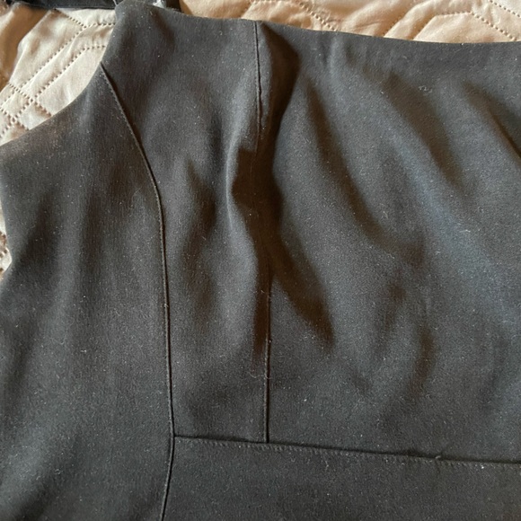 Mid length black dress - Picture 4 of 8